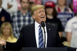 Ông Trump: Gói thuế đánh lên 267 tỉ đô hàng TQ đã sẵn sàng