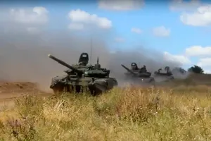 Chùm ảnh Nga tập trận lớn nhất lịch sử