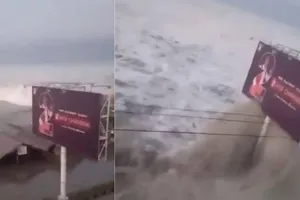 Sóng cao 2m tràn vào Indonesia sau động đất 7,5 độ Richter