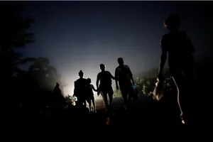 Mỹ sắp đưa 1.000 quân tới biên giới Mexico chặn người di cư