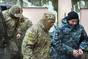 Thủy thủ Ukraine bị giam 2 tháng chờ xét xử