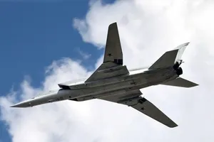 Máy bay ném bom siêu thanh Tu-22M3 của Nga rơi trong bão tuyết