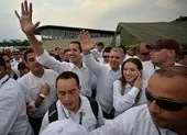 Ông Guaido sang Colombia, ông Maduro cắt quan hệ với nước này