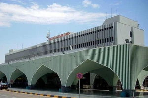 Không quân thủ đô tấn công lính của Tướng Haftar 