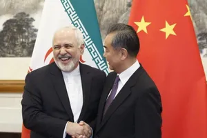 Ông Vương Nghị điện ông Pompeo phàn nàn về thương mại và Iran