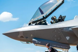 Quyền Bộ trưởng Quốc phòng Mỹ gửi thư cho Thổ Nhĩ Kỳ về F-35