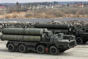 Mỹ sẽ dùng vũ khí nào thuyết phục Ấn Độ từ bỏ S-400?