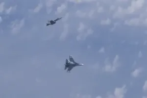 F-18 của NATO áp sát máy bay chở bộ trưởng Quốc phòng Nga 