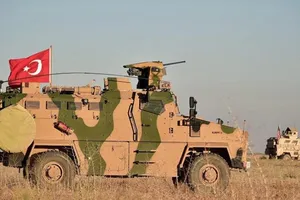 Ông Erdogan ra tối hậu thư cho Mỹ về tay súng người Kurd