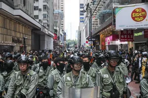 Hong Kong: 6.000 cảnh sát căng mình đón ‘bước ngoặt’ biểu tình