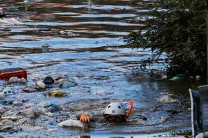 Hình ảnh bão Hagibis tàn phá Nhật trước khi quay ra biển TBD