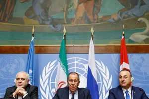 Nga-Thổ Nhĩ Kỳ-Iran họp, nói Mỹ ‘ngạo mạn, vô pháp' ở Syria