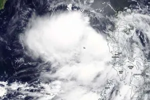 Hình ảnh cơn bão Nuri hình thành ở Biển Đông do vệ tinh Terra của NASA chụp được ngày 12-6. Ảnh: NASA/Worldview