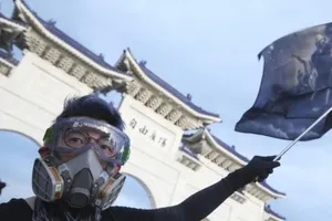 Người Hong Kong ở Đài Loan biểu tình kỷ niệm một năm làn sóng biểu tình phản đối dự luật dẫn độ. Ảnh: AFP/SCMP