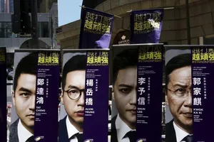 Biểu ngữ quảng bá tranh cử của các thành viên đảng Công dân – đảng có nhiều nhà lập pháp bị loại tư cách ứng cử. Ảnh: Jonathan Wong/SCMP