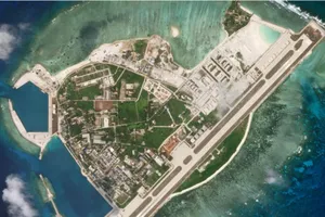 Đảo Phú Lâm thuộc quần đảo Hoàng Sa của Việt Nam bị Trung Quốc chiếm đóng và cải tạo trái phép. Ảnh: REUTERS