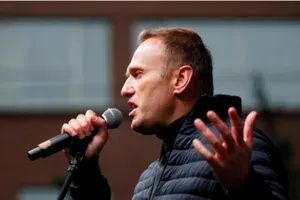 Điện Kremlin, Bộ Ngoại giao Nga cùng lên tiếng vụ ông Navalny 