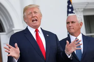 Bộ đôi Trump-Pence gặp nhau sau vụ bạo động ở Điện Capitol