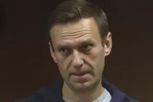 Ông Navalny được chuyển từ nhà tù đến bệnh viện