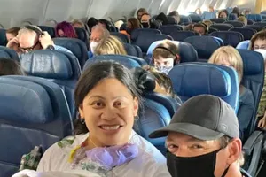 Không biết mình mang thai rồi sinh non trên máy bay