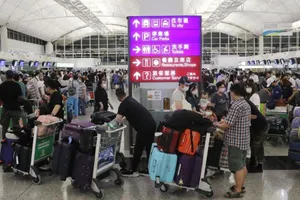 Dân số Hong Kong giảm 1,2%, điều gì thúc đẩy người đặc khu di cư?