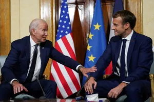 Ông Macron nói sau khi gặp ông Biden: Như tình yêu, lòng tin phải được xây đắp!