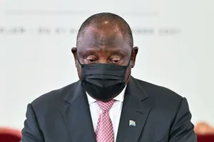 Tổng thống Nam Phi nhiễm COVID-19, chưa rõ phải biến thể Omicron hay không