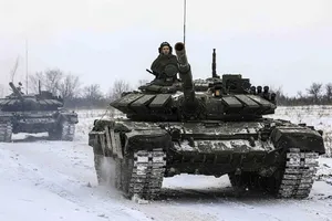 Có tín hiệu xuống thang, Nga rút lượng lớn quân sát Ukraine về