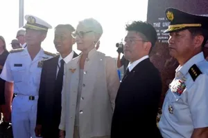 Thứ trưởng Ngoại giao Mỹ thăm Solomon, cảnh báo các đảo quốc TBD nguy cơ xung đột 