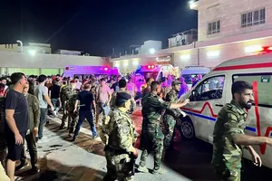 Pháo bông biến tiệc cưới thành thảm họa cháy, hơn 100 người chết