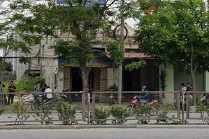 Mâu thuẫn tiền lương, lái xe đâm chết giám đốc 