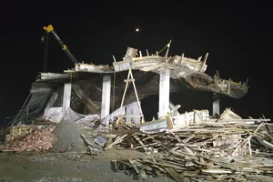 Khởi tố vụ sập mái cây xăng làm 8 người thương vong