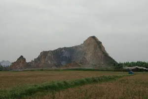 Sạt mỏ khai thác đá ở Hải Phòng, 2 công nhân thương vong