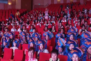 Làm rõ sự kiện có hàng trăm người Trung Quốc tham dự