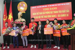 Hải Phòng trao thưởng lớn cho thủ môn Văn Toản