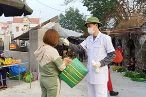 Hải Dương thêm người nghi nhiễm COVID-19 bán hàng ở chợ