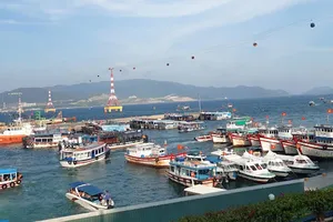 Nha Trang đóng bến thủy nội địa Bến tàu du lịch Cầu Đá