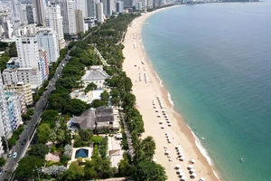 Khánh Hòa thông tin việc dời công trình chắn biển Nha Trang