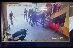 2 nhóm thanh niên hỗn chiến trong quán karaoke ở Nha Trang