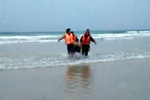 Khánh Hòa: 6 học sinh đi tắm biển, 3 em chết đuối