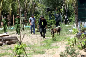 Công an huy động chó nghiệp vụ truy bắt kẻ sát hại vợ và 2 phụ nữ ở Khánh Hòa