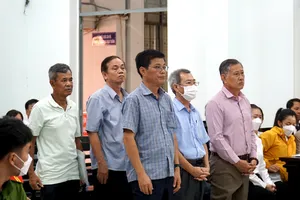 Hoãn xử phúc thẩm vụ giao 'đất vàng' Trường Chính trị Khánh Hòa