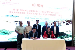 Ninh Thuận và Khánh Hòa ký kết 'Hai địa phương - Một điểm đến'