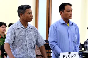 Cán bộ kiểm lâm ở Khánh Hòa nhận hối lộ gần 50 triệu đồng của người phá rừng 