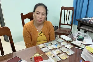 20 lần đi cầm vàng giả bằng 'chiêu độc'