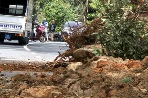 Đèo Prenn sạt lở nghiêm trọng, đi đường nào để đến - về Đà Lạt?