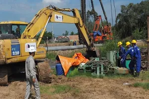 Một kỳ đại hội 'buồn rười rượi' của ông trùm BOT