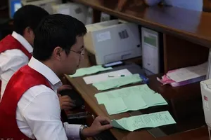 Vietinbank thoái hết 15,1 triệu cổ phần tại Saigonbank, thu về 305,5 tỷ đồng. (Ảnh minh họa. Nguồn: PV/Vietnam+)