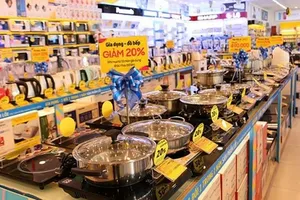 Thế Giới Di Động kiếm bộn tiền nhờ bán... nồi, niêu