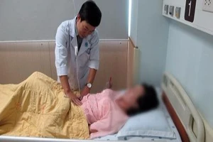 Vỡ khối thai suýt chết mới tá hỏa biết mình có thai